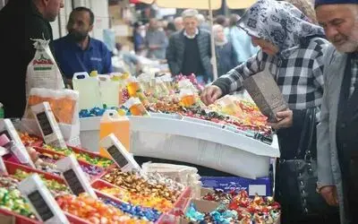 Bayram şeker ve çikolatalarına yoğun ilgi
