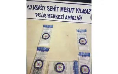 Polisin kovalamacasıyla yakalandı, üzerinden uyuşturucu çıktı
