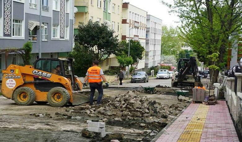 Atakum’da parke yol çalışmaları
 - Samsun’un Atakum Belediyesi, sokakların modern ve estetik bir görünüme kavuşması için yürüttüğü kilitli taş parke çalışmalarına devam ediyor. Kentin birçok noktasında çalışmalarını sürdüren ekipler çalışma sonunda sokakları yepyeni hale getiriyor.