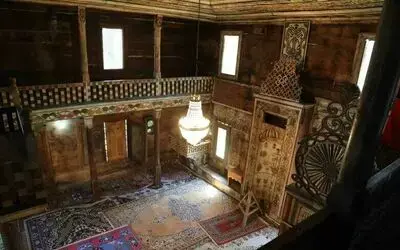 500 yıllık çivisiz cami ilgi bekliyor
