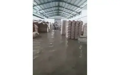Vezirköprü’de sağanak: İş yerlerini su bastı

