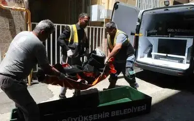 Kafasına tabancayla ateş ederek intihar etti
