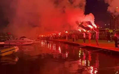 Samsunspor taraftarlarından meşaleli 58. yıl kutlaması
