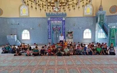 Çocuklar Kur’an-ı Kerim öğreniyor
