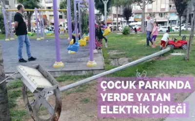 Türkeş Parkında Yerde Yatan Elektrik Direği!