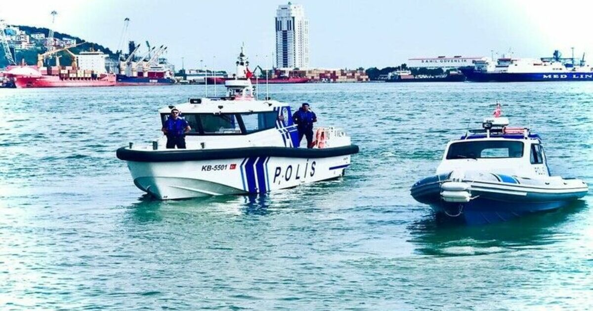 Samsun’da deniz polisi kaçak salyangoz ve midye avcılarına göz açtırmıyor
