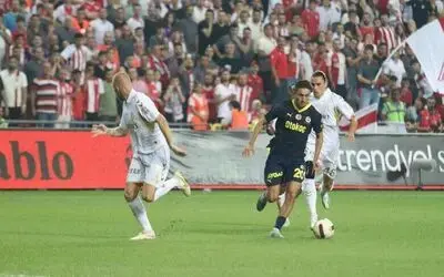 Trendyol Süper Lig: Y. Samsunspor: 0 - Fenerbahçe: 2 (Maç sonucu)

