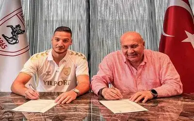 Samsunspor, Ercan Kara ile 3 yıllık sözleşme imzaladı
