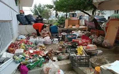 Sel ekmek teknelerini yutunca düğünü ertelemek zorunda kaldılar
