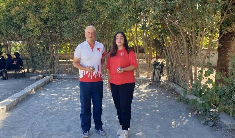 Samsun’un milli gururları Avrupaşampiyonasında Türkiye’yi temsil edecek - Bocce Milli Takımı’na seçilen Samsun Alaçamspor sporcusu Büşranur Uzun, Avrupa şampiyonasında Türkiye’yi temsil edecek.