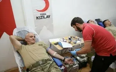 Kan bağışına kampanyasına katılan Samsun Garnizon Komutanlığı’na ’gümüş madalya’

