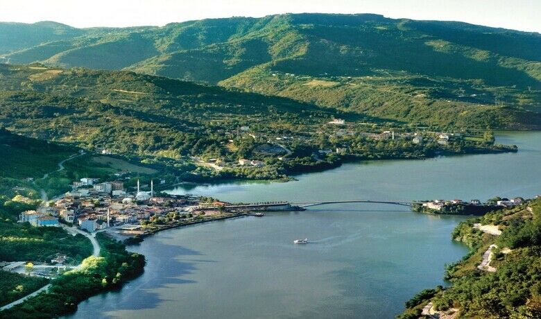 Samsun turizmde atağa kalkıyor
 - Samsun’un turizmin masaya yatırıldığı toplantıda konuşan Vali Orhan Tavlı, "Samsun turizmini ciddi yerlere taşımak için hep birlikte büyük çaba sarf ediyoruz" dedi.