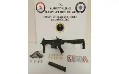 Samsun’da bir evde otomatik silah ele geçirildi
