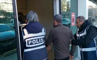 İnternet üzerinden 18 vatandaşın 4,6 milyon lira dolandırılması olayında 2 tutuklama
