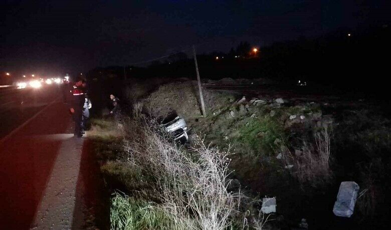 Otomobil kanala uçtu: 1 yaralı
 - Samsun’un Alaçam ilçesinde otomobilin kanala uçtuğu kazada sürücü yaralandı.