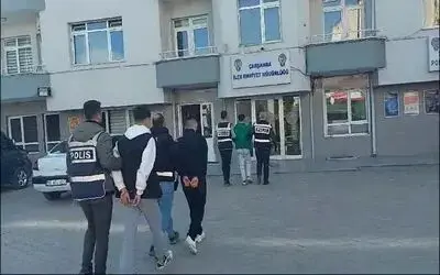 Otomobil hırsızları yakalandı
