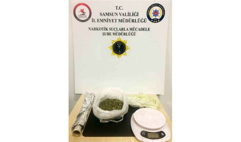Samsun’da narkotik uygulaması: 28 kişi yakalandı
 - Samsun’da polis tarafından düzenlenen narkotik uygulamasında 28 kişi yakalandı.