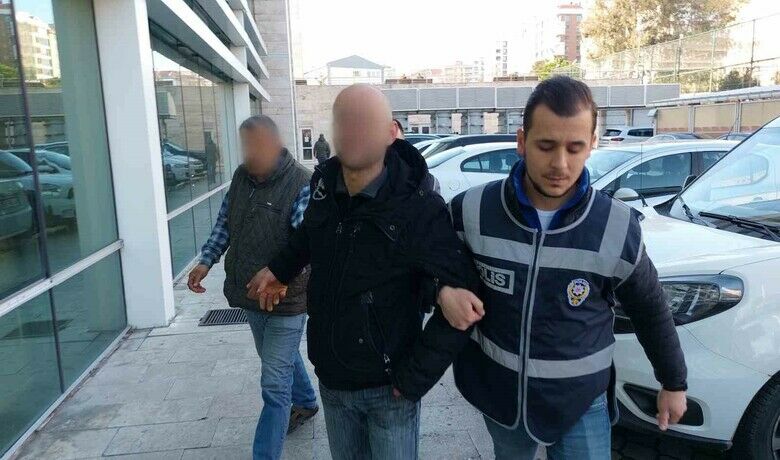 Karayolları Asfalt Üretim Tesisindenhırsızlık yapan 4 kişi yakalandı - Samsun’da Karayolları Asfalt Üretim Tesisinden ve bir inşaattan hırsızlık yaptıkları tespit edilen 4 kişi polisin takibi sonucu yakalandı.