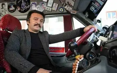 Orhan Gencebay’a benzeyen Müslüm’den yolcularına nostaljik yolculuk

