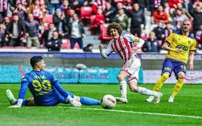 Trendyol Süper Lig: Samsunspor: 1 - MKE Ankaragücü: 1 (İlk yarı)
