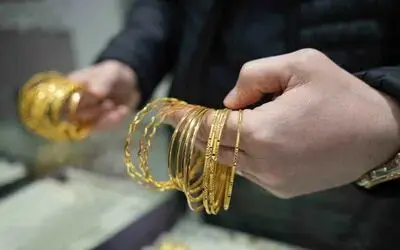 Altında yeni moda ajda model bilezikler
