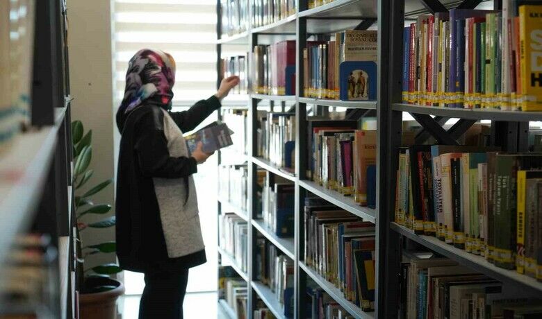 714 binden fazla kişi kütüphanelerden hizmet aldı
 - SAMSUN (İHA) – Samsun’da bulunan kütüphanelerden toplam 714 bin 627 kişi hizmet alırken, 160 bin 283 materyal de okuyuculara ödünç verildi.