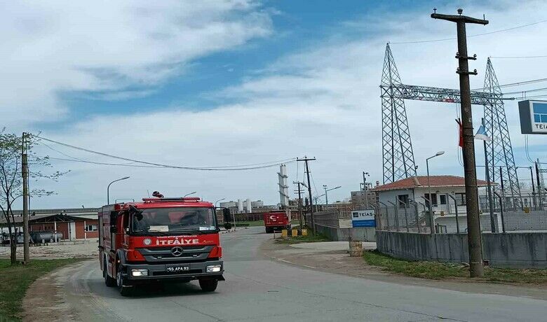 Samsun’da fabrikada yangın paniği
 - Samsun’da bir fabrikanın depo olarak kullanılan ambar kısmında çıkan yangın panik oluşturdu.