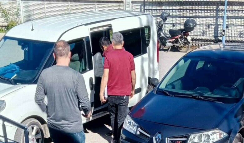 4 yıl 2 ay hapis cezası bulunan şahıs yakalandı
 - Samsun’un Bafra ilçesinde hırsızlık suçundan 4 yıl 2 ay hapis cezası bulunan şahıs yakalandı.