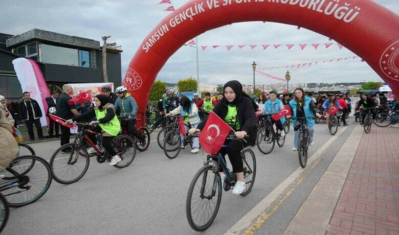 Samsun’da 19 Mayıs Bisiklet Turu
 - 19 Mayıs Atatürk’ü Anma, Gençlik ve Spor Bayramı etkinlikleri çerçevesinde Samsun’da bisiklet turu düzenlendi.
