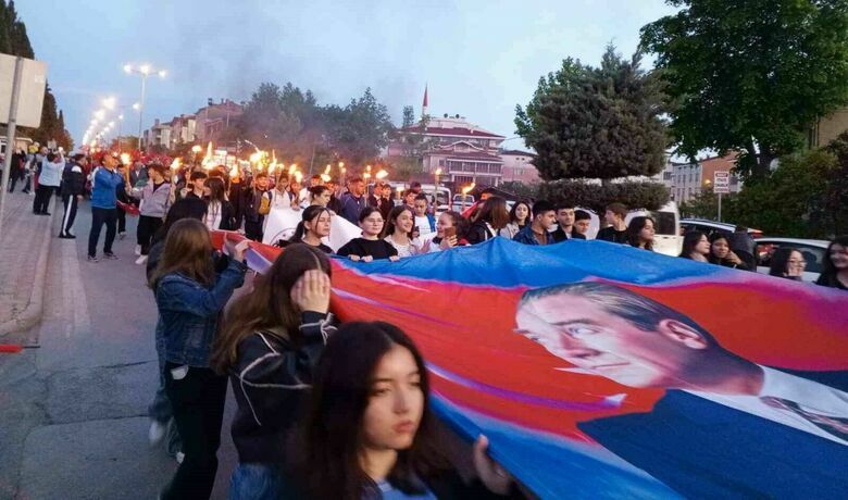 Bafra’da Gençlik Yürüyüşü