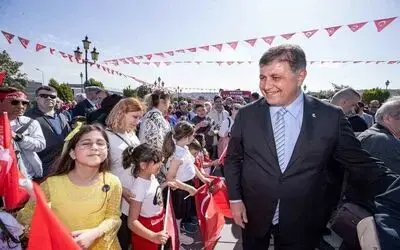 Başkan Tugay Samsun’da kortej yürüyüşü ve törene katıldı
