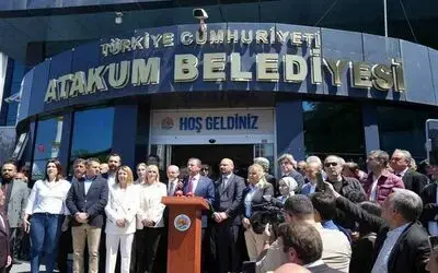 CHP Genel Başkanı Özel: “Yerinde sayanı yerinde tutmayacağız”
