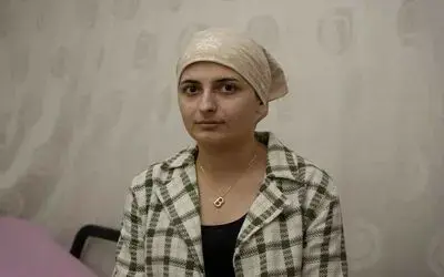 Genç kız hastaneye komada geldi, yürüyerek çıkti
