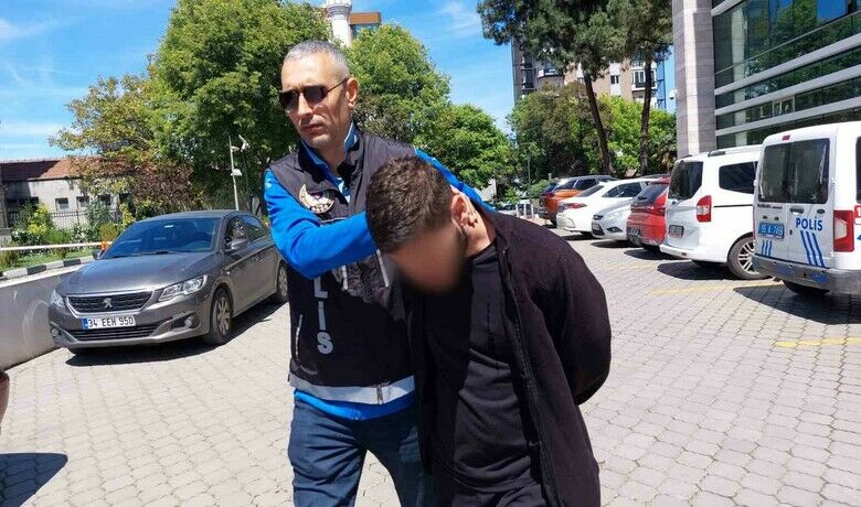 Uyuşturucu ticaretinden tutuklandı
 - Samsun’da uyuşturucu ticaretinden gözaltına alınan bir kişi çıkarıldığı mahkemece tutuklandı.
