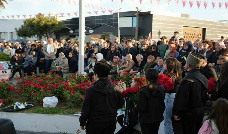 160 yıldır dinmeyen acı:Samsun’da Çerkezler atalarını andı - Çerkez Sürgünü ve Soykırımı’nın 160. yılı Samsun’da yapılan etkinlikle anıldı.
