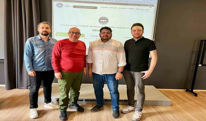 OMÜ’lü akademisyenin projesine KOSGEB’den destek
 - Ondokuz Mayıs Üniversitesi(OMÜ) Öğretim Üyesi Doç. Dr. Ali Kahramanoğlu’nun hazırladığı “Tarım Alanları Kıymet Takdiri ve Arazi Verimliliği Tahmin Modellemesi ile Gelir Sigortasının Aktüeryal Hesaplanması Projesi”, KOSGEB’den destek almaya hak kazandı.
