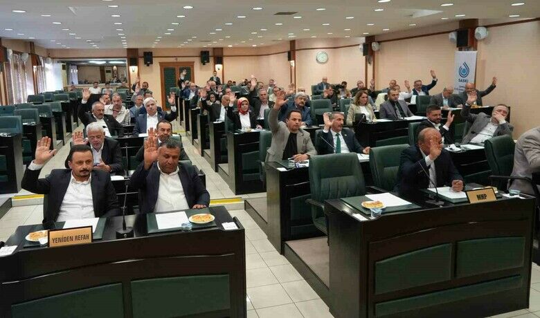 Suda kademeli fiyat uygulaması komisyondan geçti - Samsun’da su faturalarında az kullanın az ödeyeceği, çok kullananın çok ödeyeceği kademeli fiyat uygulamasına geçiş teklifi SASKİ Komisyonundan oy çokluğu ile geçerek meclise havale edildi.