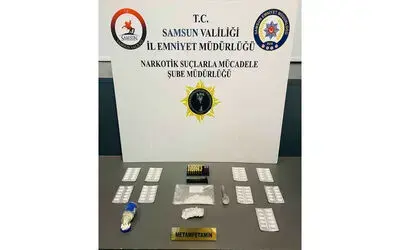 Kargo paketine gizlenmiş gümrük kaçağı elektronik sigara ele geçirildi
