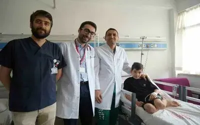 Yıllardır astım bronşit denilen çocuğun akciğerinde yumak çıktı
