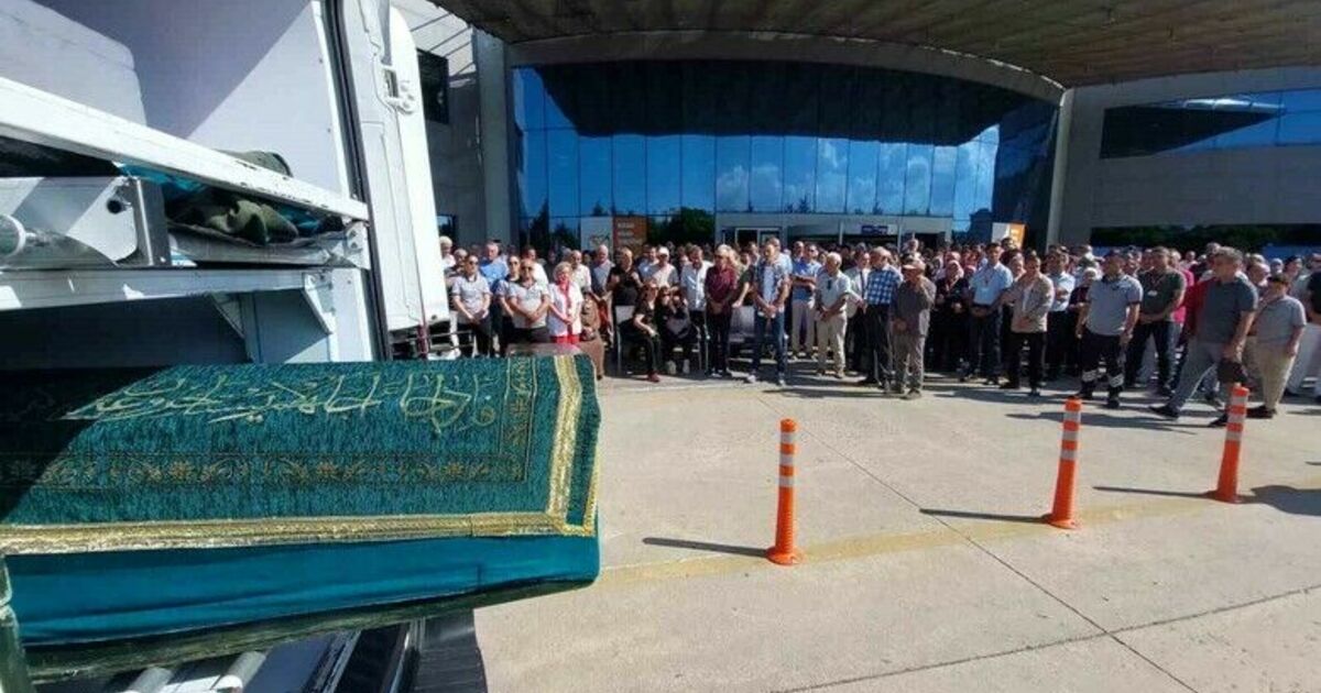 Samsun’da ölen doktor için hastane önünde tören
