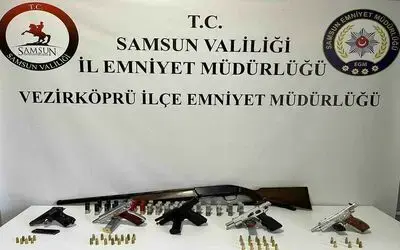 Samsun’da huzur uygulamasında 5 adet tabanca ele geçirildi
