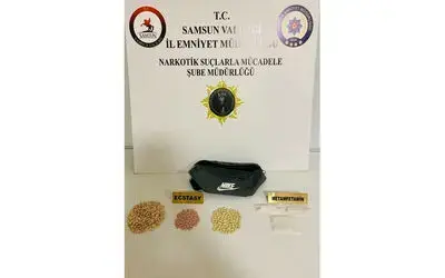 Samsun’da 432 adet ecstasy hap ve 18,50 gram metamfetamin ele geçirildi
