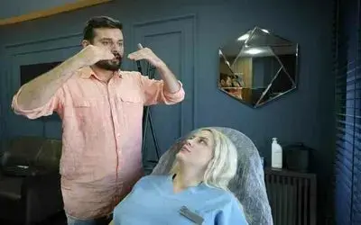 Plastik cerrah açıkladı: "Çene bozukluğu, akran zorbalığına maruz bırakıyor"
