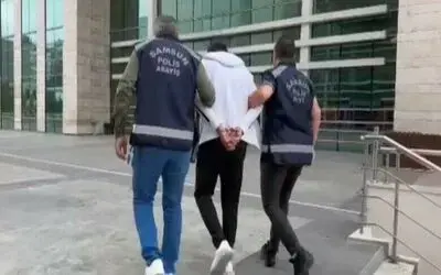 9 yıl 7 ay hapis cezası olan şahıs saklandığı mutfak tezgahı altında yakalandı

