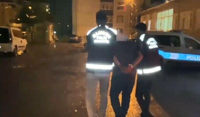 8,5 yıl hapis cezasıbulunan şahıs Bafra’da yakalandı - SAMSUN (İHA) – Samsun’da toplam 8 yıl 6 ay 15 gün kesinleşmiş hapis cezası ile aranan hükümlü, polis tarafından GBT sorgusunda yakalandı.