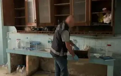 Samsun’da sahte içki imalatı yapılan eve polis baskını: 1 gözaltı
