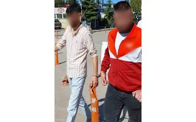 Samsun’da 371 adet sentetik ecza ile yakalanan 2 kişi adliyeye sevk edildi

