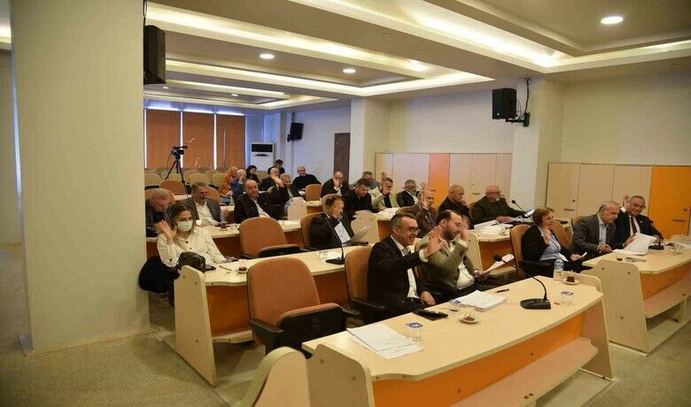 Atakum’un 2025 bütçesi 2 milyar 555 milyon TL
 - Samsun’un Atakum Belediye Meclisi, 2025 mali hazırlık bütçesini 2 milyar 555 milyon TL olarak kabul etti.