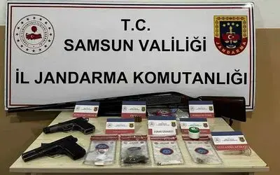 Jandarma ekipleri silah, mühimmat ve uyuşturucu madde ele geçirdi
