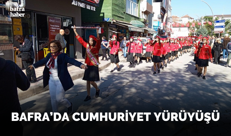 Bafra’da Cumhuriyet Yürüyüşü